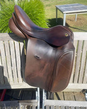 Load image into Gallery viewer, Leather Cleanser