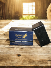 Load image into Gallery viewer, Dark shine horse wash bar enhancing coat colour and shine for dark horses