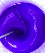 Load image into Gallery viewer, Glow White - Purple Shampoo